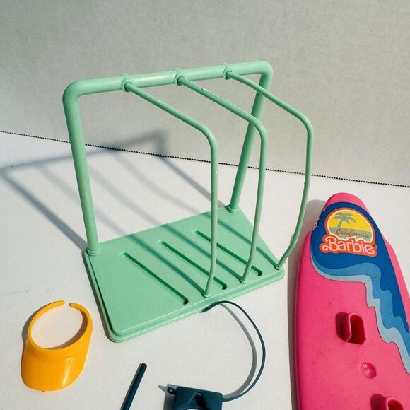 Vintage Barbie‎ Surf N Shop Accessories Surfboards Rack Snorkle Visor Lot 1 - Picture 7 of 10